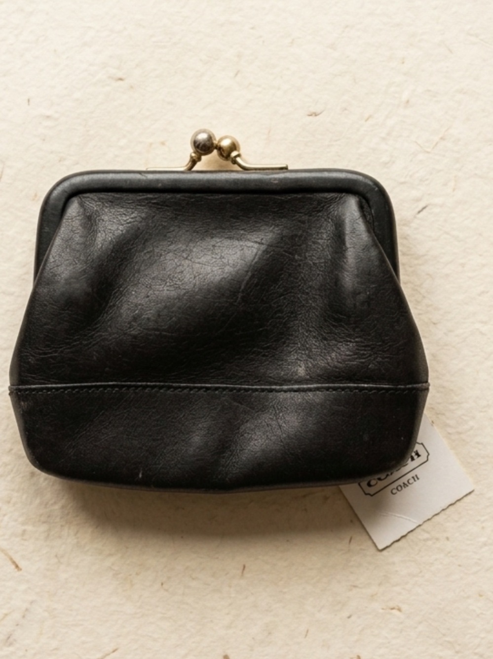 Vintage Coach Black Leather Kisslock Coin Purse Wallet 7155